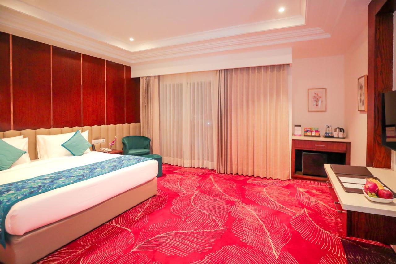 Regenta Place Phagwara By Royal Orchid Hotels Limited Exterior photo